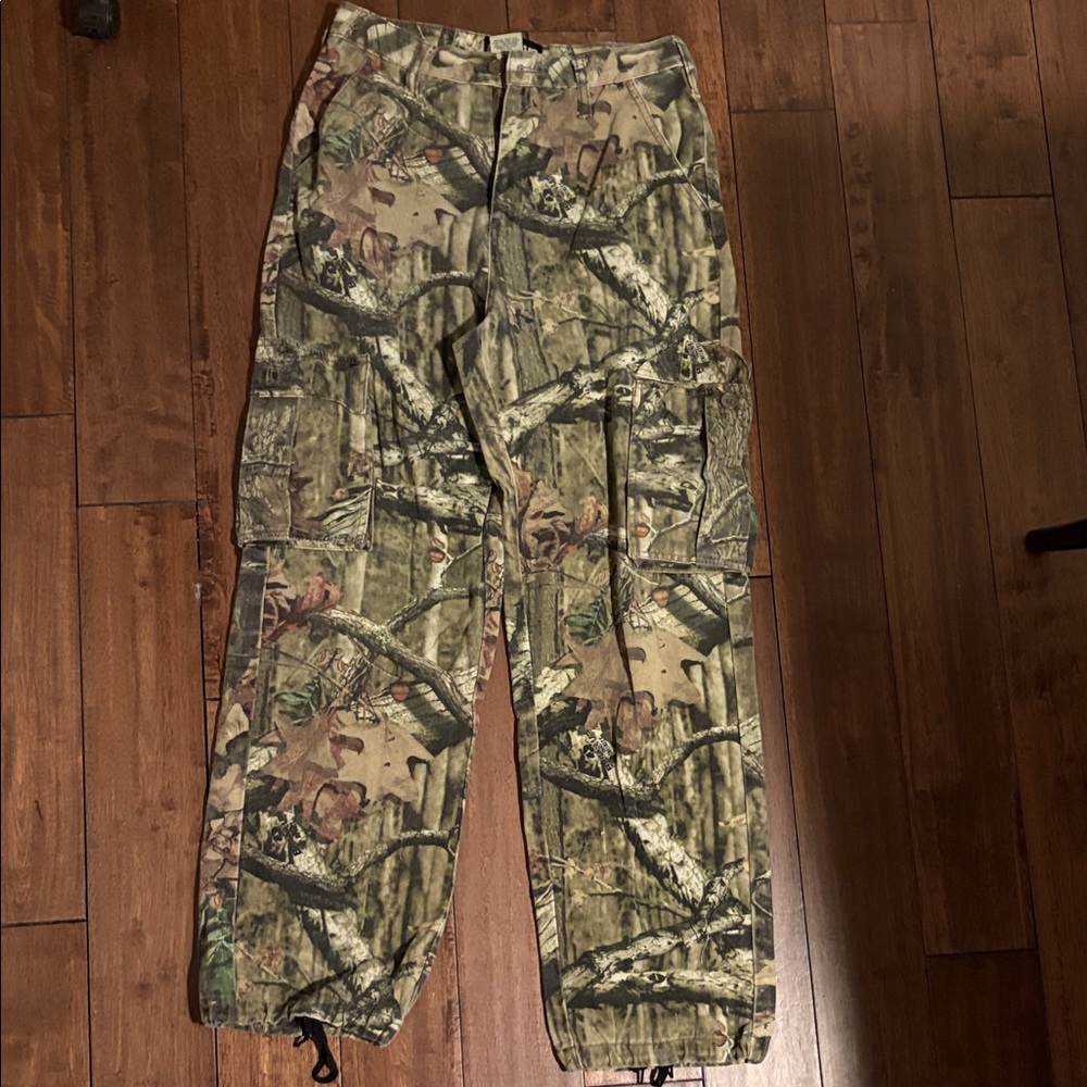 Mossy Oak Green Camouflage Cargo Pants